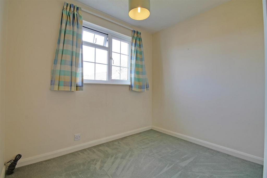 Bedroom 6.jpg