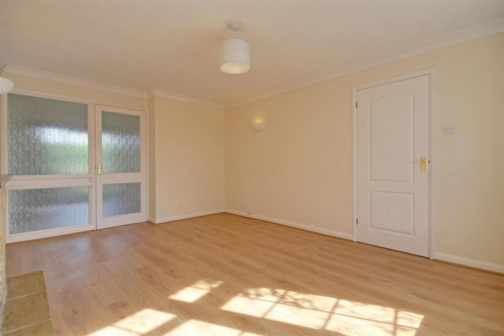 Living room 2.jpg