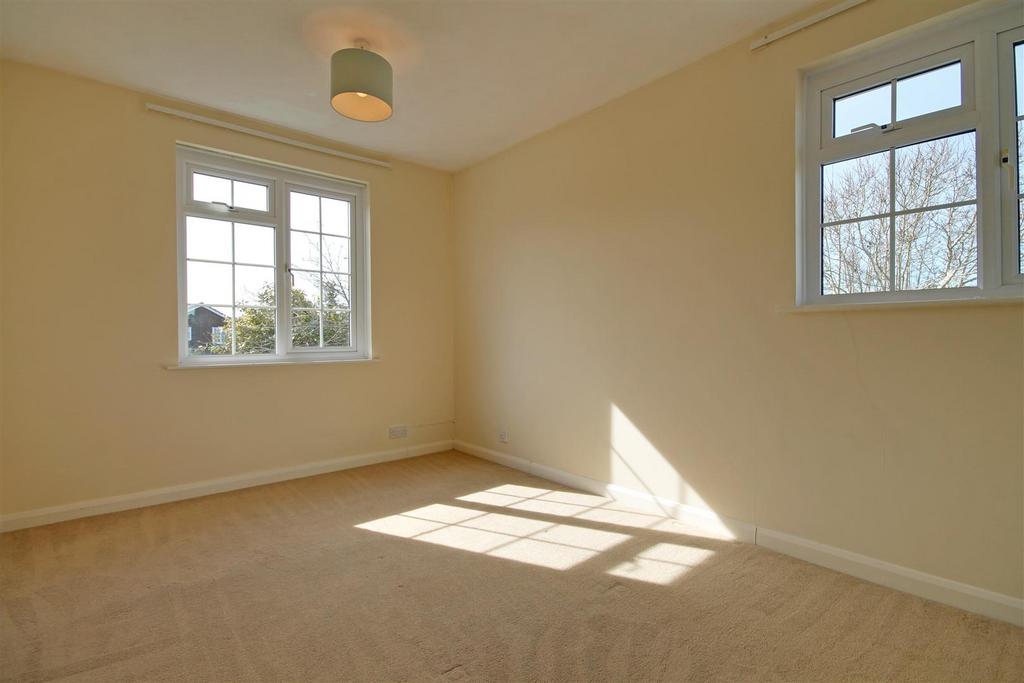 Bedroom 2.jpg