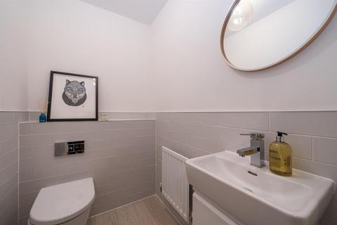 22 Bell Farm Close, Studham, Dunstable, LU6 2QX