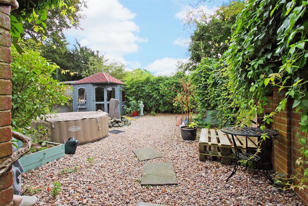 Threshing House - Courtyard