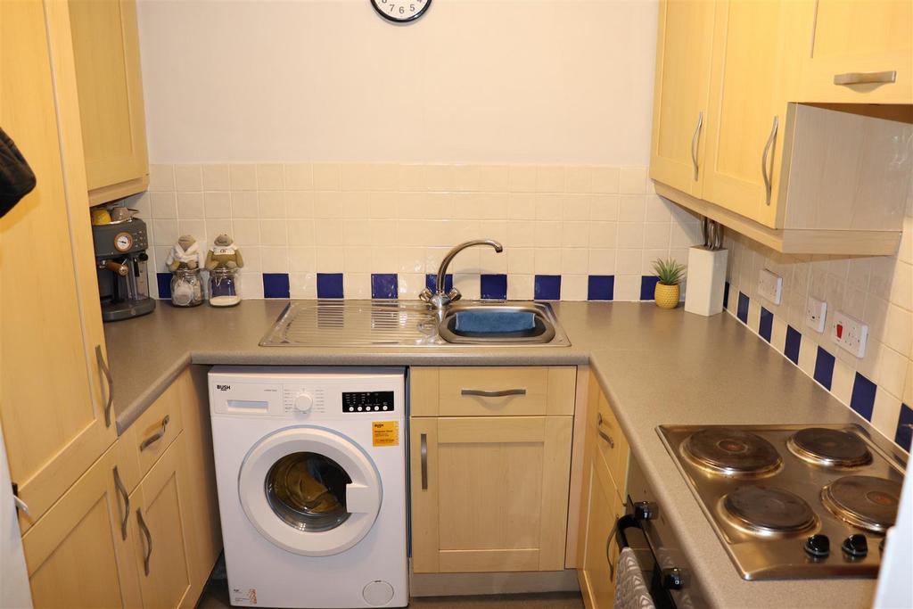 Walsall Wood Road, Aldridge 1 bed apartment for sale £125,000