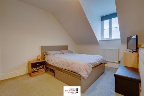 11 Hatfield Grove, Laughton Common, Sheffield, S25 3AE