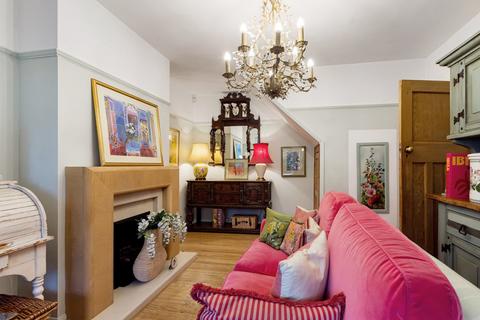 8 The Oval, Sidcup, DA15 9ES