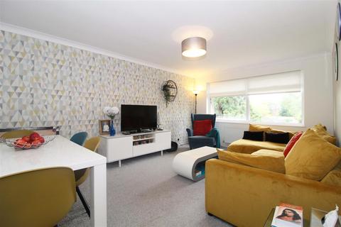 Flat 17, Glyndale Grange Mulgrave Road, Sutton, SM2 6LP