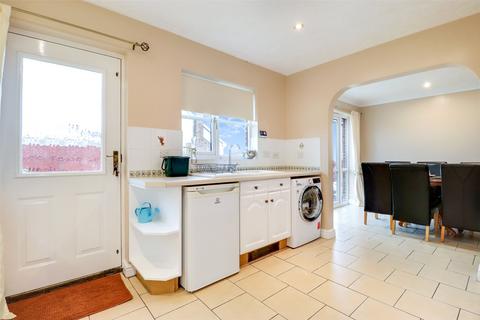 1 Armada Way, Westward Ho, Bideford, EX39 1XB