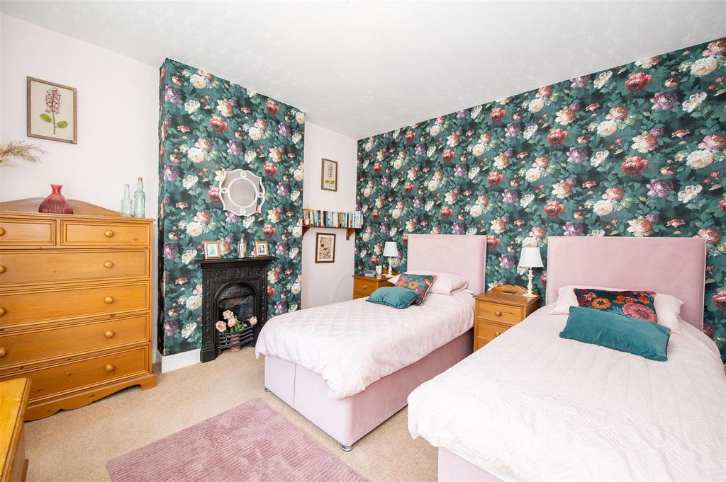 16 Wolverley Road - 3 - internal -13.JPG