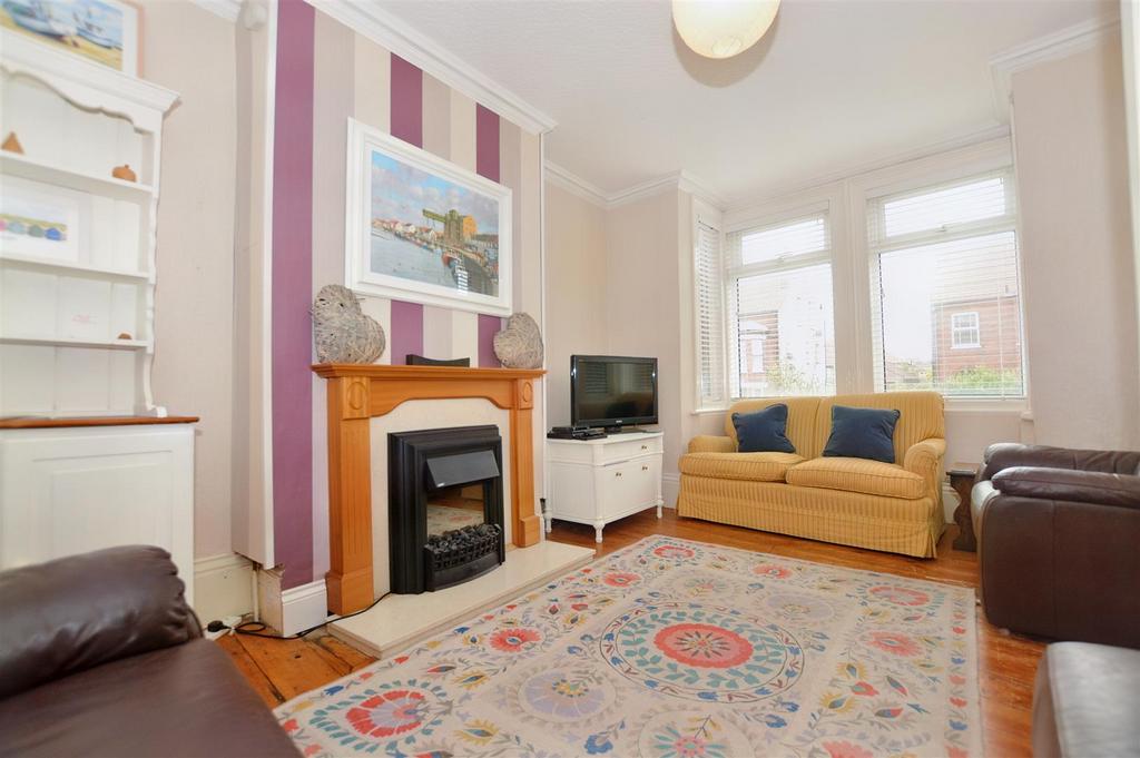 Holway Road, Sheringham 5 bed terraced house for sale £395,000