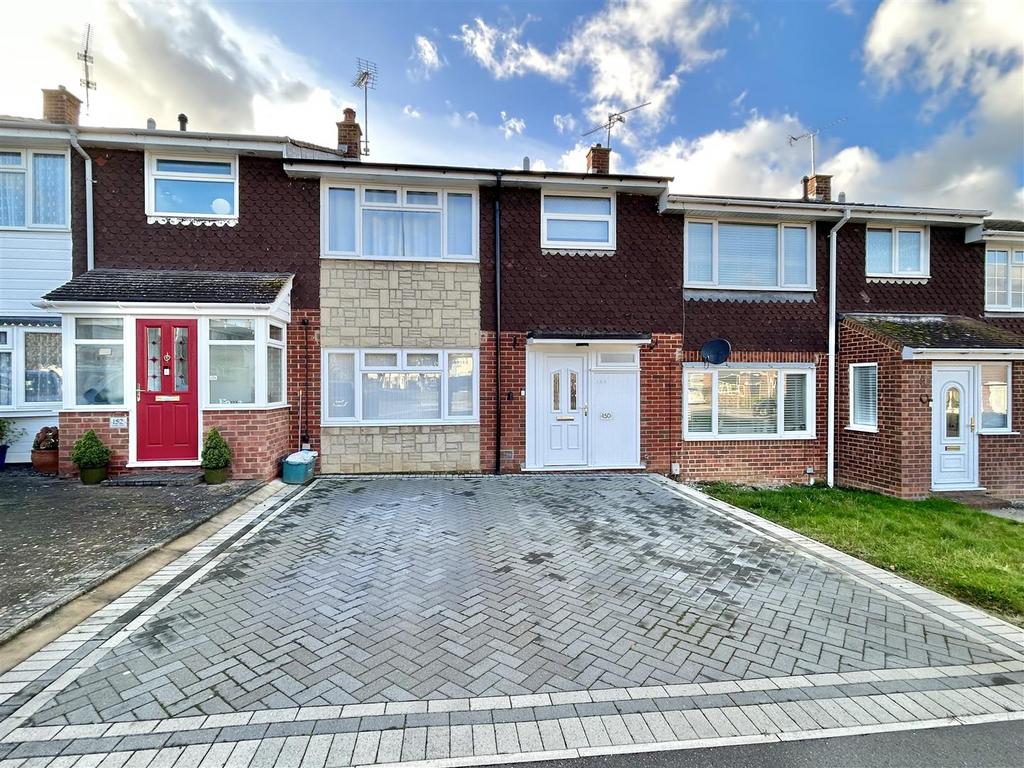 Waveney Drive, Springfield, Chelmsford 3 bed terraced house £399,950