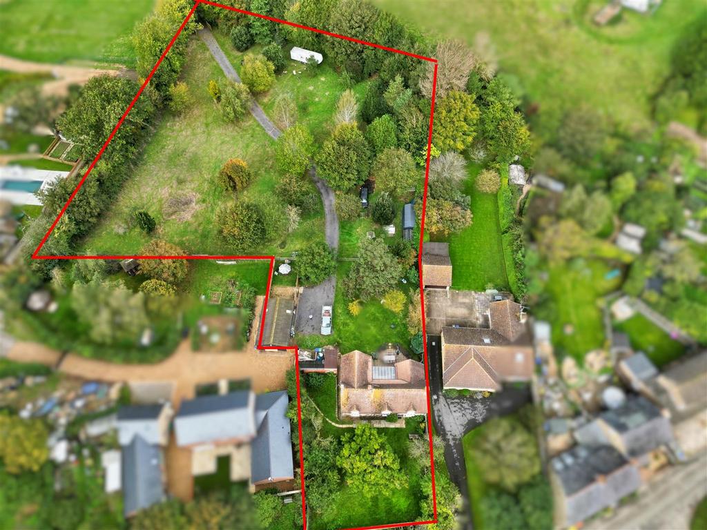 Careys Road, Pury End, Towcester 4 bed detached house £1,000,000