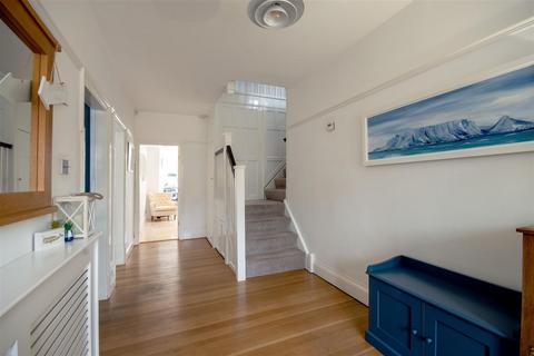 8 Monkseaton Road, Sutton Coldfield, B72 1LB