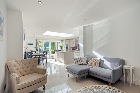 8 Monkseaton Road, Sutton Coldfield, B72 1LB
