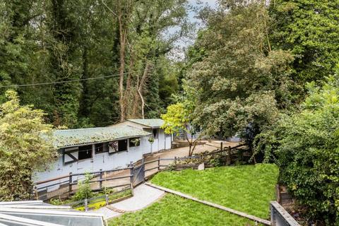 Prompt Corner Godstone Hill, Godstone, RH9 8DH