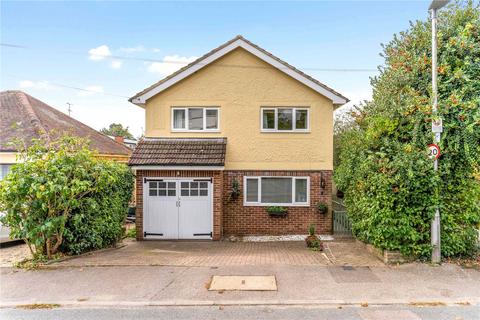4 bedroom detached house for sale - Springhall Road, Sawbridgeworth, Hertfordshire, CM21