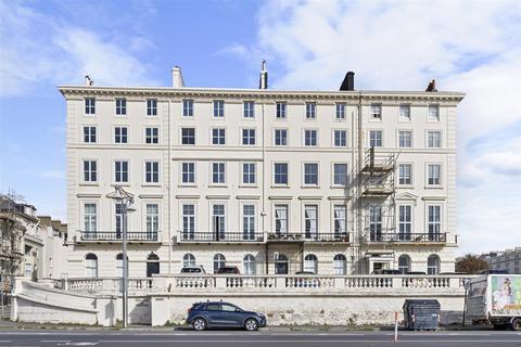 4 bedroom apartment for sale - Adelaide Crescent, Hove