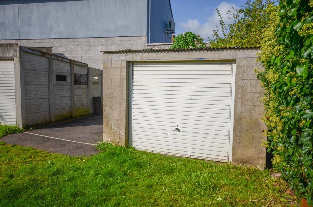 Garage.jpg