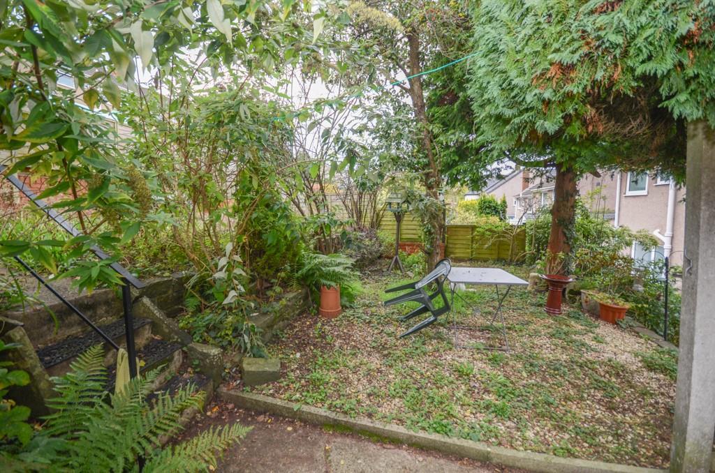 Rear garden pic 3.jpg