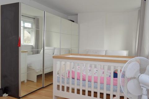 70 Lime Green Road, Oldham, OL8 3PE