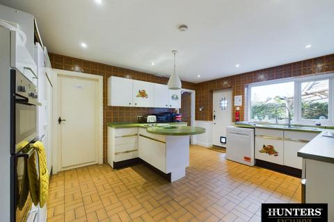 30 Castlegate, East Ayton, Scarborough, YO13 9EJ