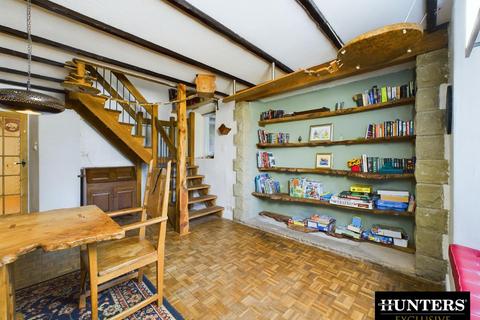 30 Castlegate, East Ayton, Scarborough, YO13 9EJ