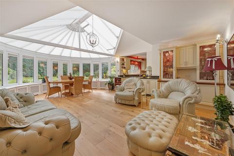 4 bedroom detached house for sale, Woodlands Ride, Ascot