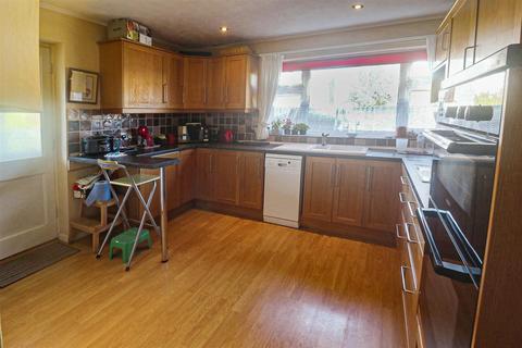 3 bedroom detached bungalow for sale, Nelson Court, Watton, Thetford