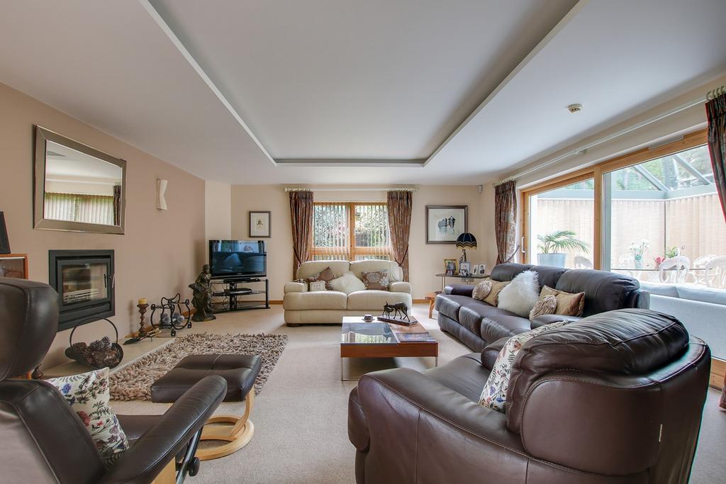 Egmont Drive, Avon Castle, Ringwood, BH24 5 bed detached house for sale