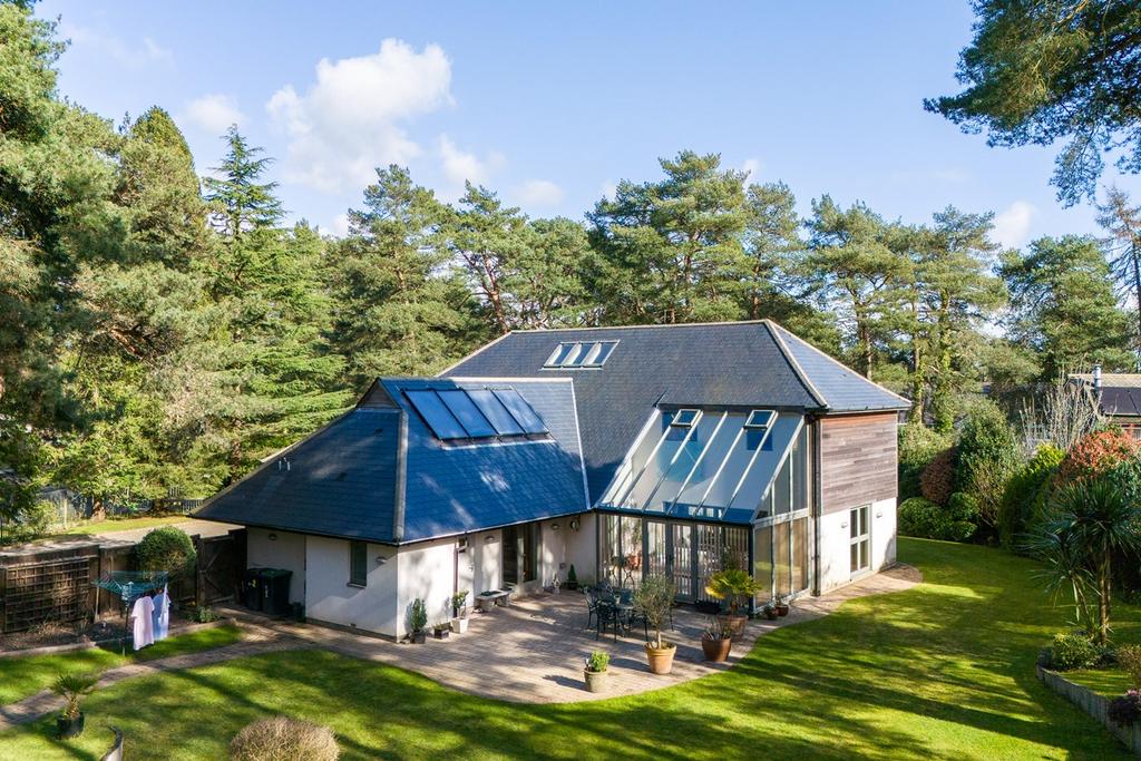 Egmont Drive, Avon Castle, Ringwood, BH24 5 bed detached house for sale