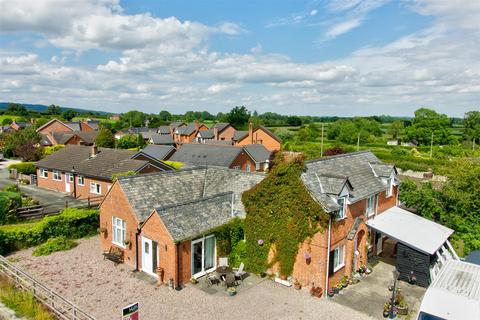 4 bedroom detached house for sale, Arddleen, SY22 6RX