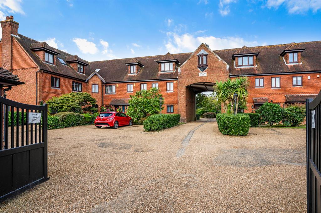 MEADE COURT, 15- (33).jpg