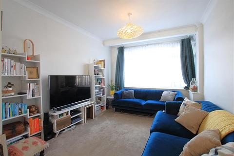 68 Wentworth Road, Southall, UB2 5TT