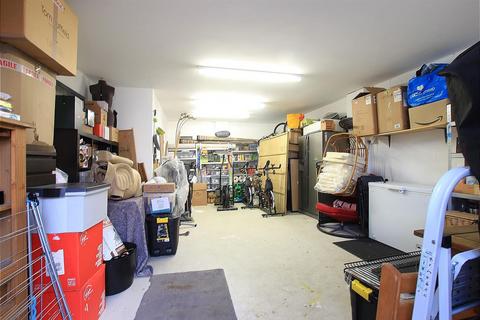 68 Wentworth Road, Southall, UB2 5TT