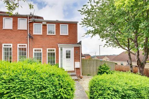 2 bedroom end of terrace house to rent, Heathwood Avenue, Whickham, NE16