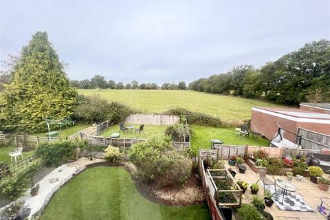 47 Boscobel Road, Cheswick Green, Solihull, B90 4JY