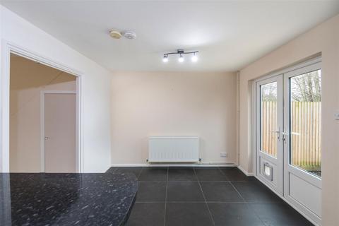 18 Abbots Rise, Redhill, RH1 1LL