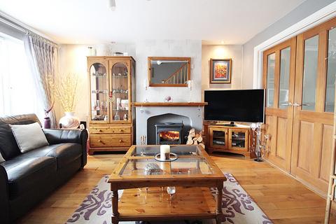 22 Caldwell Close, Beddau, Pontypridd, CF38 2LG