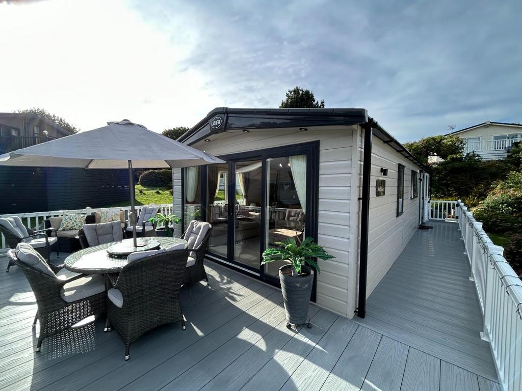Front decking.JPG
