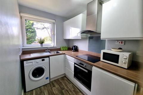 1 bedroom flat for sale, High Street, Tettenhall, Wolverhampton