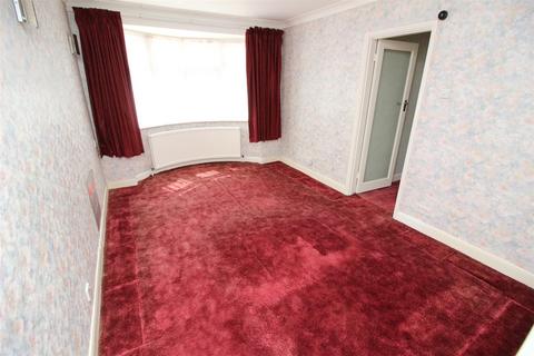 32 Leyfield, Worcester Park, KT4 7LR