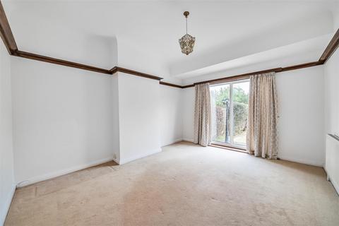 334 Raeburn Avenue, Surbiton, KT5 9EF