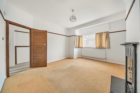 334 Raeburn Avenue, Surbiton, KT5 9EF
