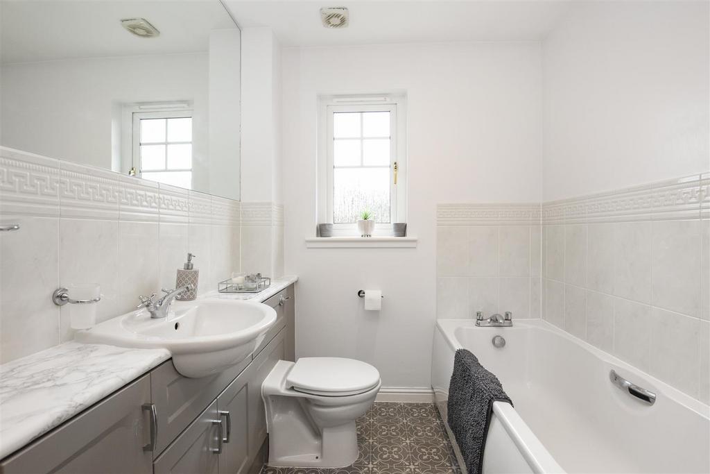 46 Beauly Crescent 27.jpg
