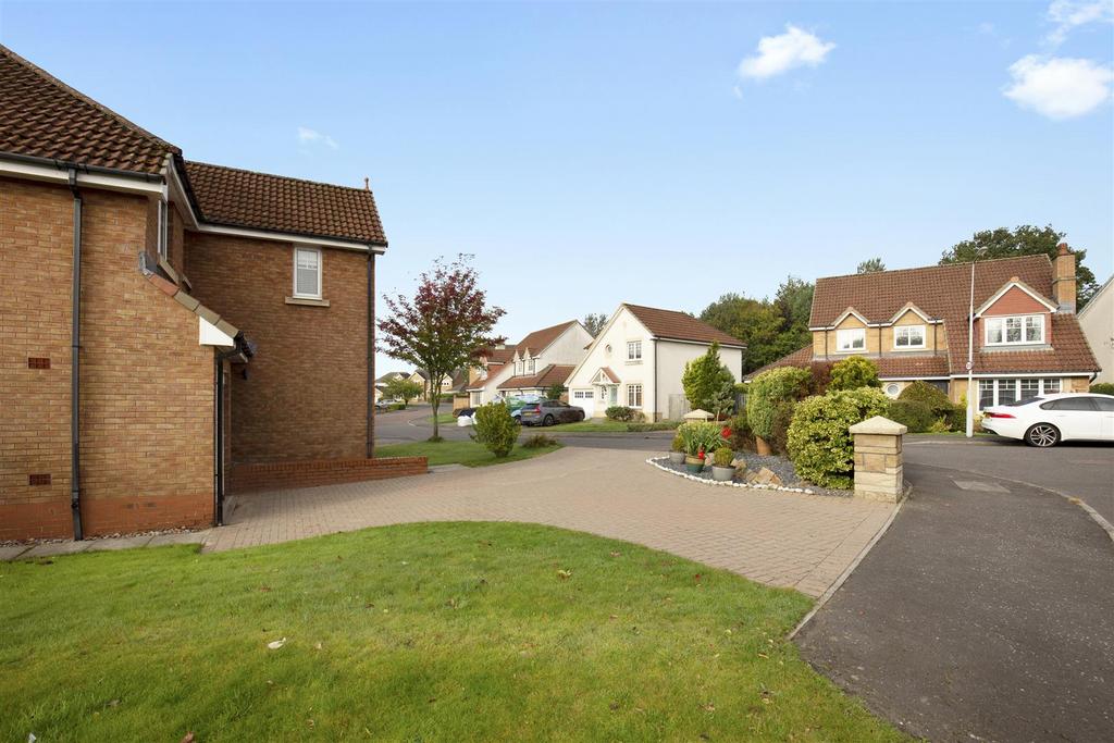 46 Beauly Crescent 32.jpg