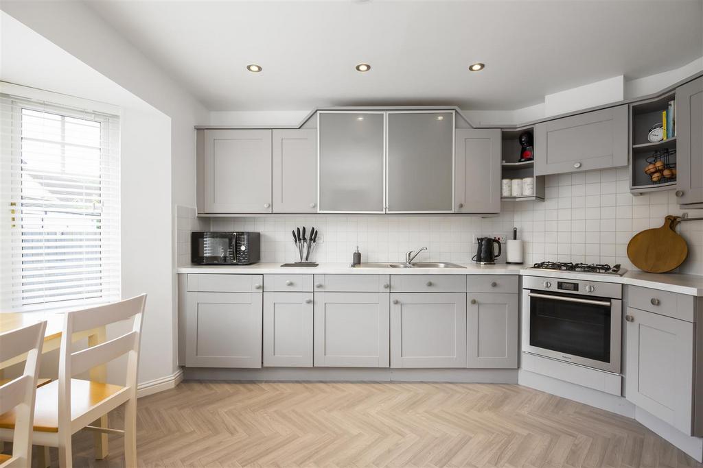 46 Beauly Crescent 9.jpg