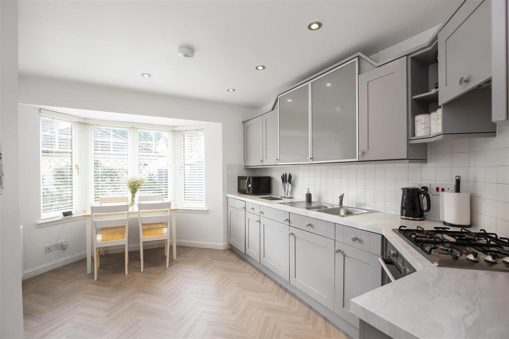 46 Beauly Crescent 8.jpg
