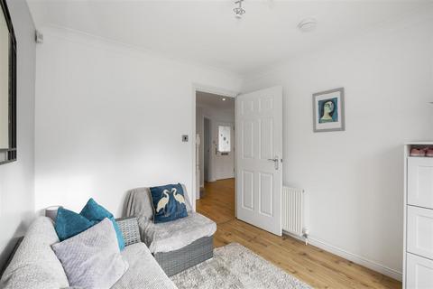 46 Beauly Crescent, Dunfermline, KY11 8GW