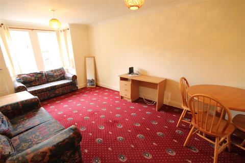 2 bedroom apartment to rent, Middleton Court, Sandyford