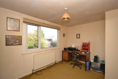 8 Ashlea Close, Garforth, Leeds, LS25 1JX