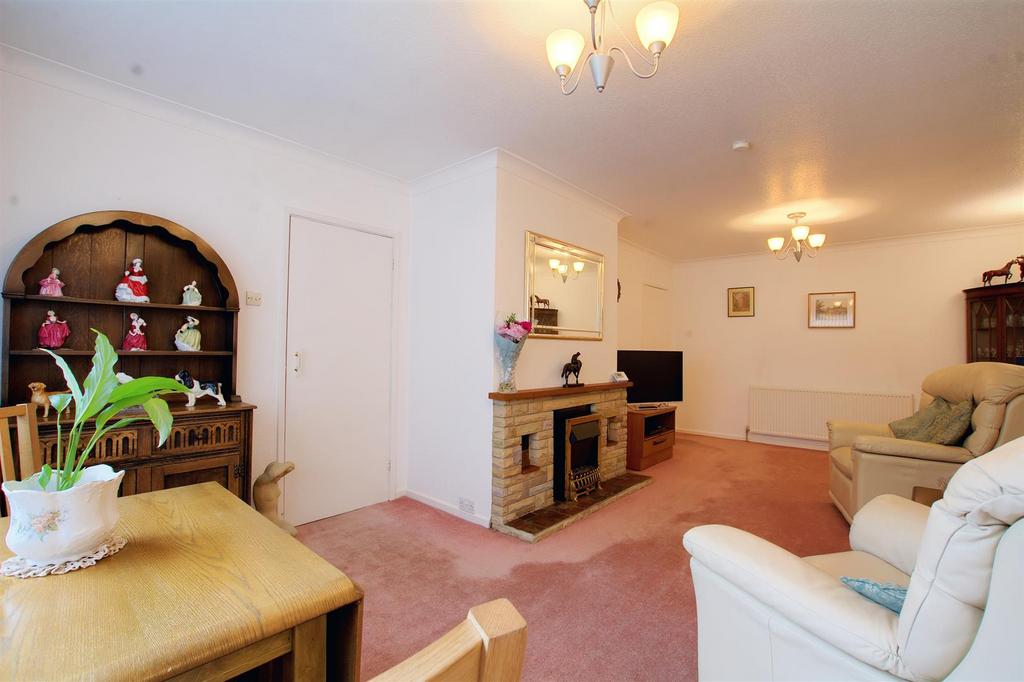 Whitby Crescent, Woodthorpe, Nottingham 2 bed detached bungalow for
