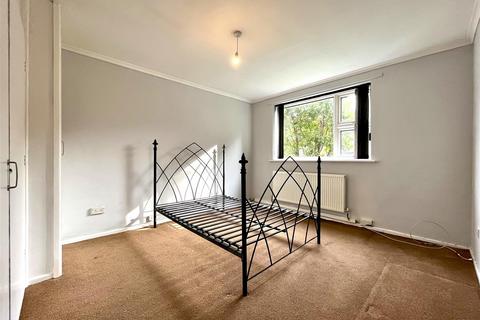 1 bedroom apartment to rent, Brooklands Road, Sale